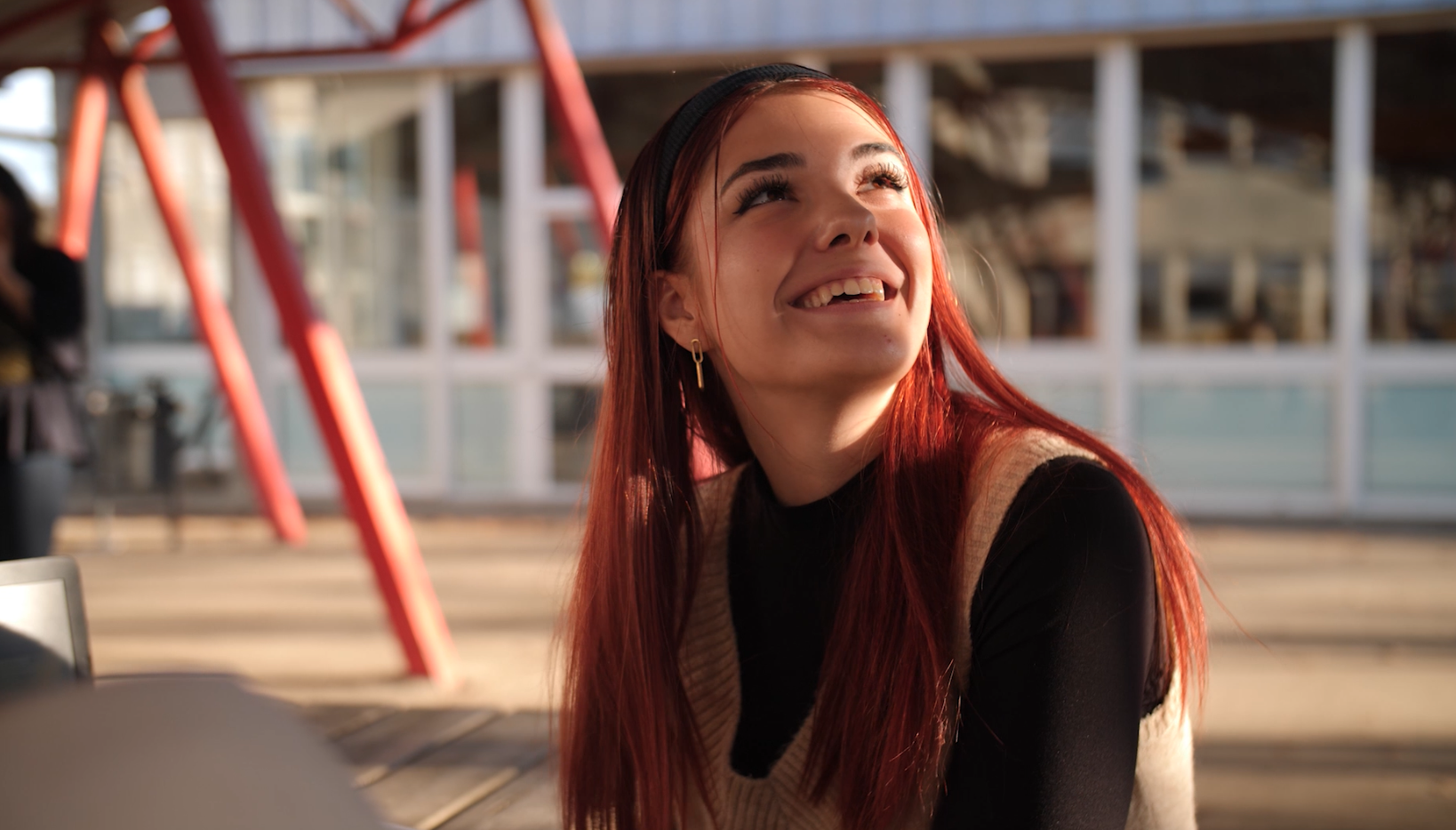 étudiante souriante maison familiale et rurale de Dijon